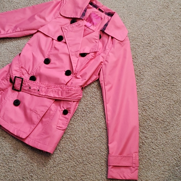 Pink Jacket - Picture 2 of 5